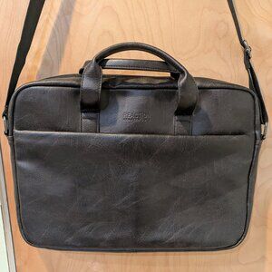 Kenneth Cole Reaction Bag